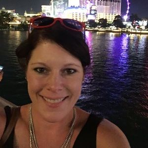 Meet your Posher, Jacqueline